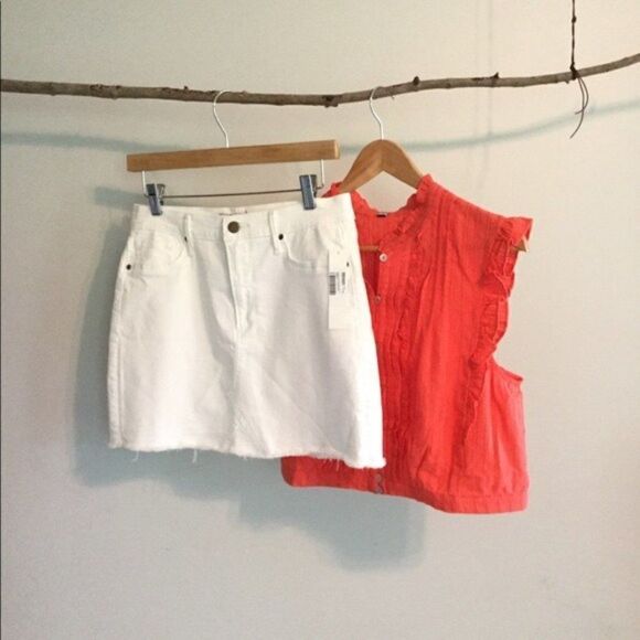 WHITE denim mini skirt - Picture 3 of 8